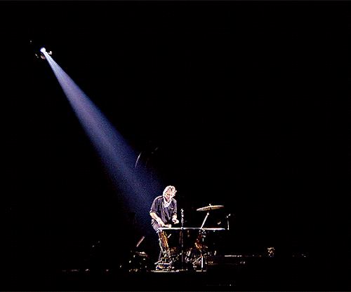 DRUM & TIMPANI SOLO By ROGER TAYLOR Queen Rock Montreal (1981)