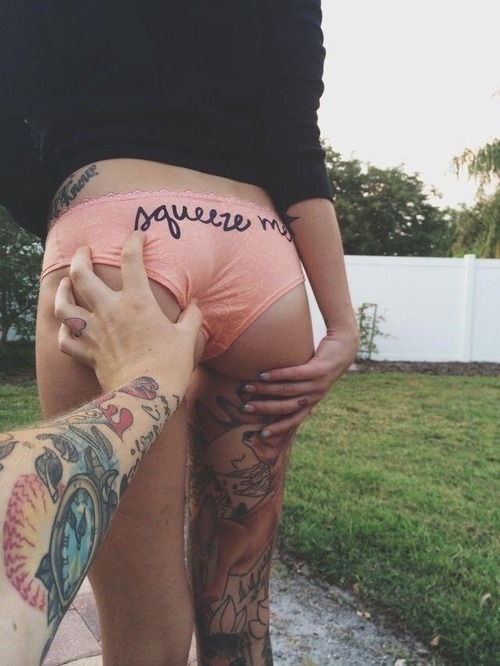 acidfun-eral:  grunge/pale