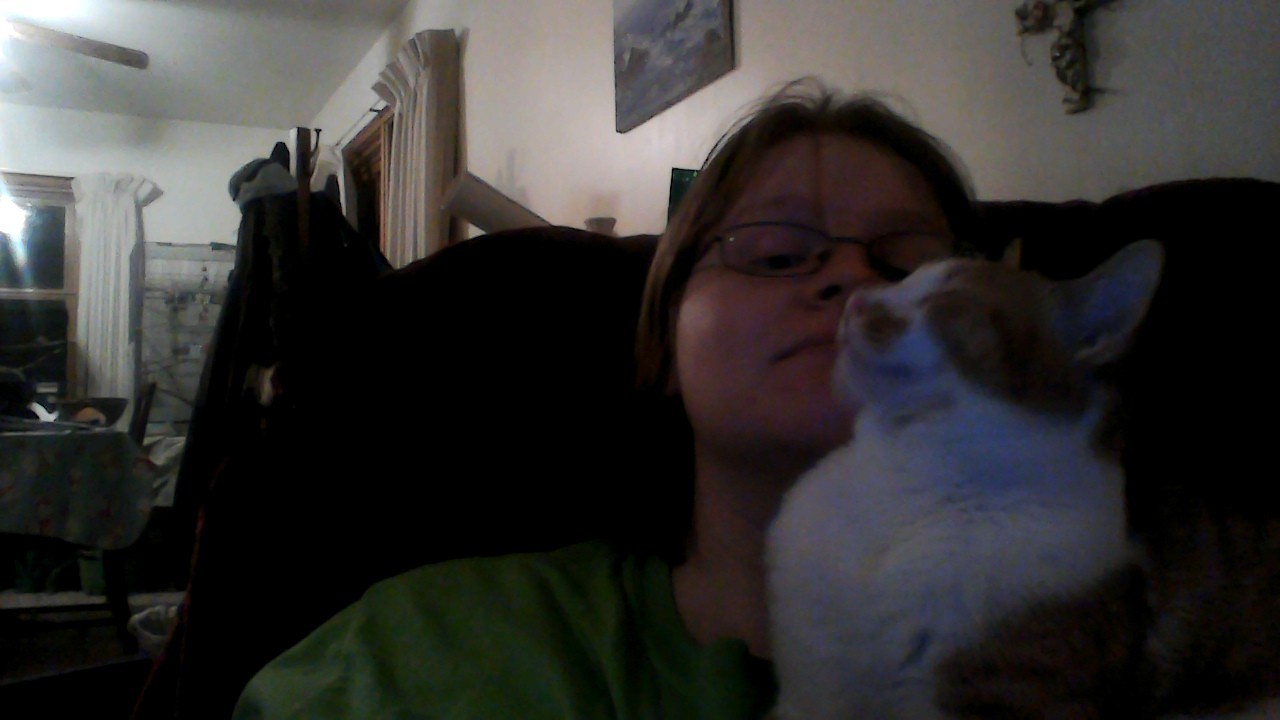 Huxley - in the friggin way of my screen extraordinaire.