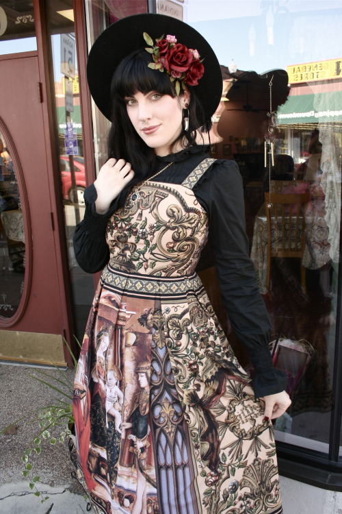 things-we-never-did: I wore the Juliette et Justine Robe de Sauveur today for a nice tea meet. 