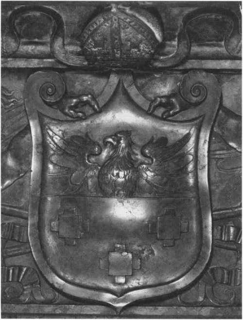 Tomb of Archbishop Piotr Gamrat, detail with Sulima crest, by Giammaria Mosca, Bazylika Archikatedra