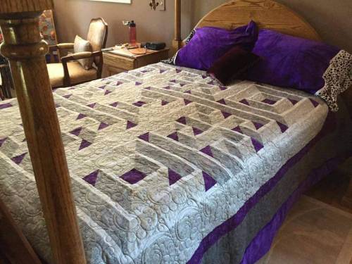 blondebrainpower:Amazing Labyrinth Quilt