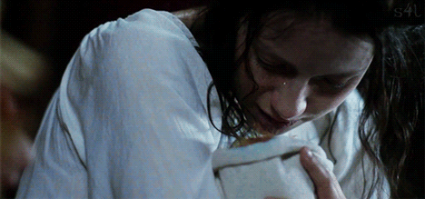 sassenach4life:   She was beautiful.      So small.           Her eyes were