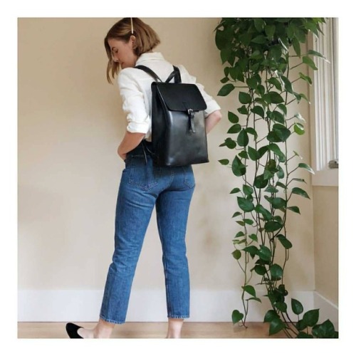 We love this image of our Backpack A1 from Brianna from the @theconstantcloset
Thank you so much! We love your style !
#theconstantcloset
#lebasbags #argentinianleather...