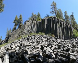 sixpenceee:  Devils Postpile, CaliforniaThe Devils Postpile formation, located in extreme northeastern Madera County in eastern California, is a rare sight in the geologic world and ranks as one of the world’s finest examples of columnar basalt. Its