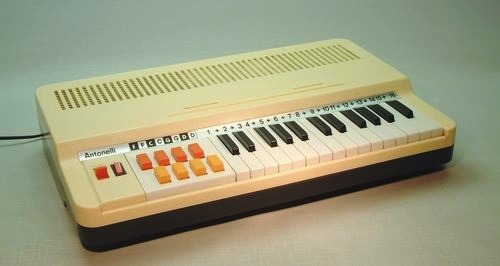 npylog-blog: 1960s Antonelli Italian Mini Harmonium