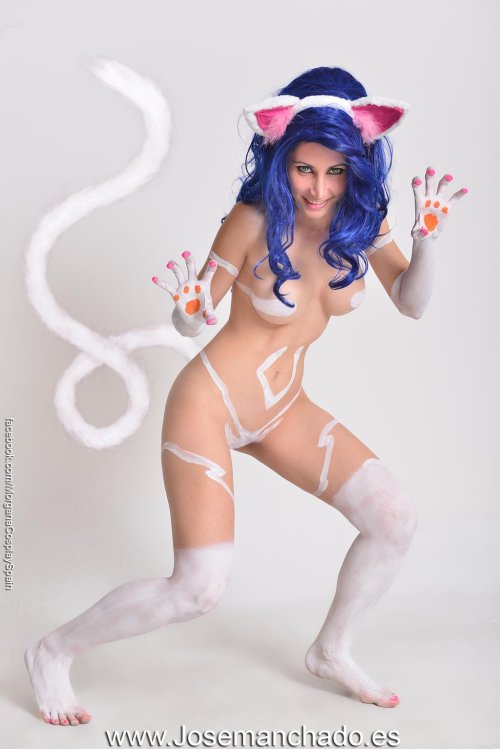 Porn cosplayandanimes:  Felicia (Body Paint) - photos