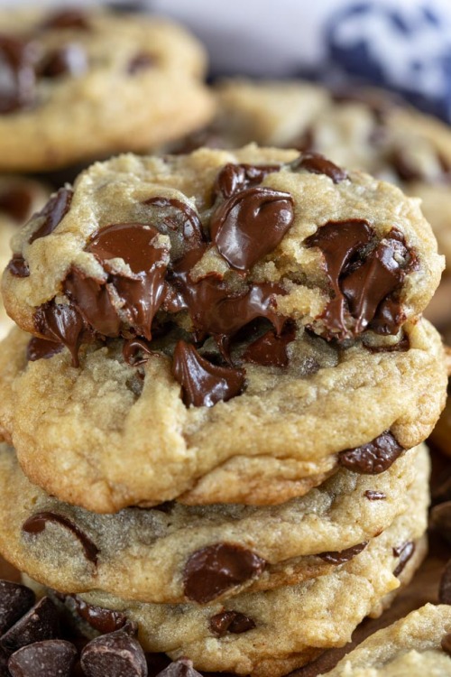 sweetoothgirl:  BEST Chocolate Chip Cookie