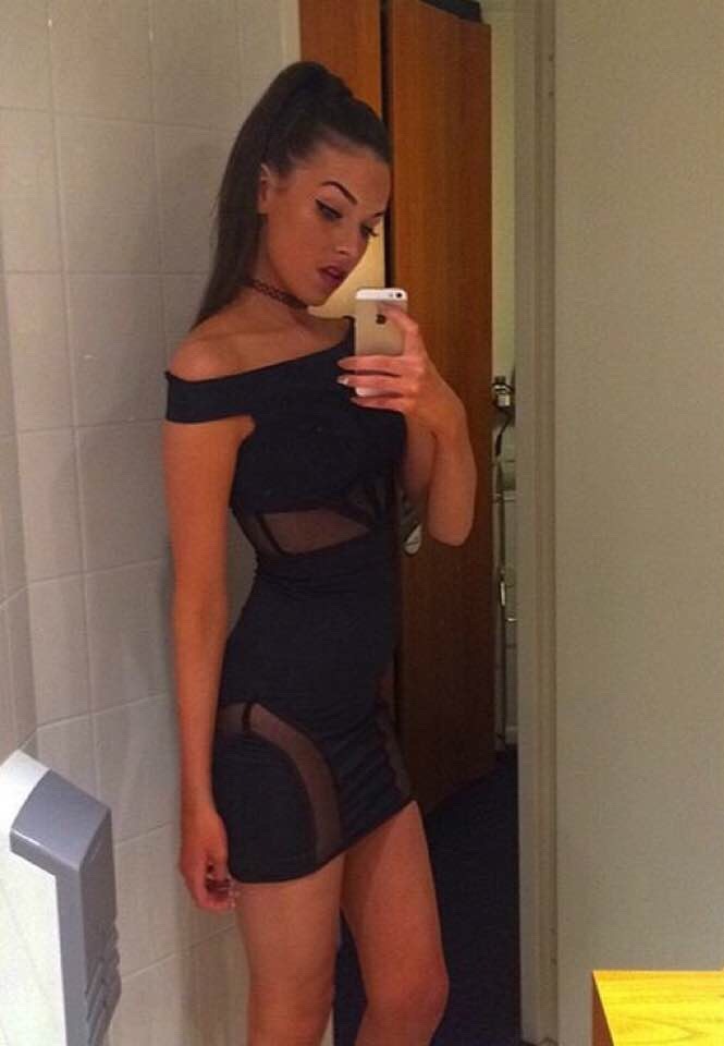 bimbopharm:  Setting the standard for selfie submission. This is perfection sissies