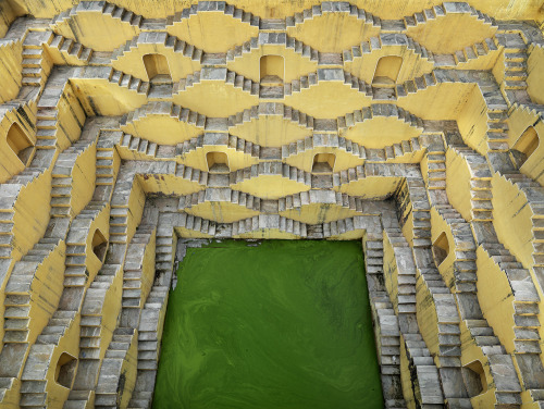 Edward Burtynsky (Canadian, b. 1955, St. Catharines, Ontario) - 1: Xiaolangdi Dam #1, Yellow River, 