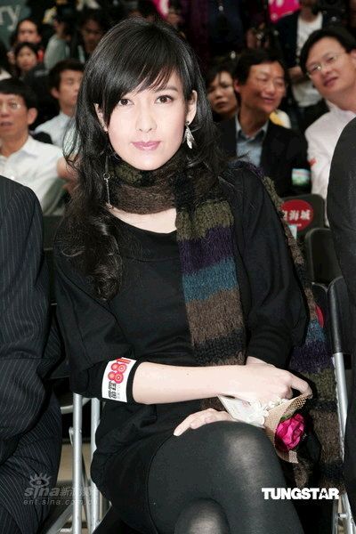 Hong Kong singer/actress Vivian Chow