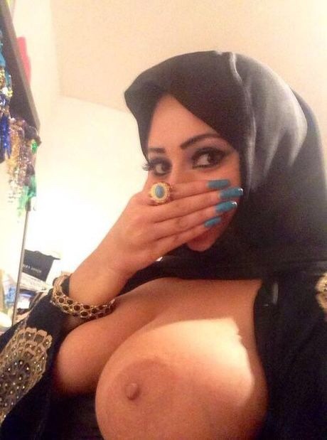 XXX mungobreez1:  Who says all Arab women are photo