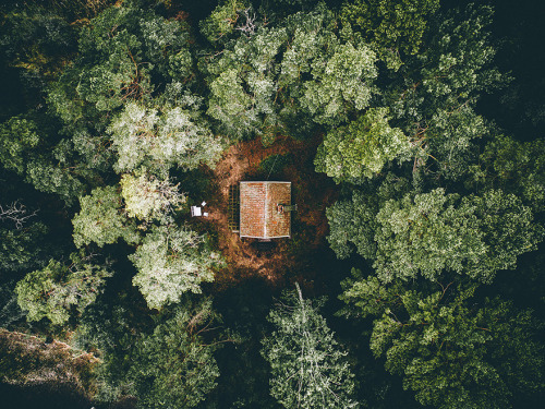 Porn photo landscape-photo-graphy:10 Lonely Little Houses