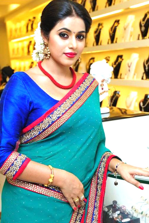 indiangalz - See more hot babes in sarees - See more - ...