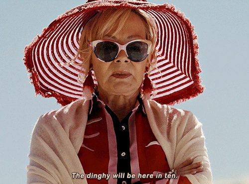 softdeb:  Hacks (2021-) dir. Lucia Aniello2.04 “The Captain’s Wife”