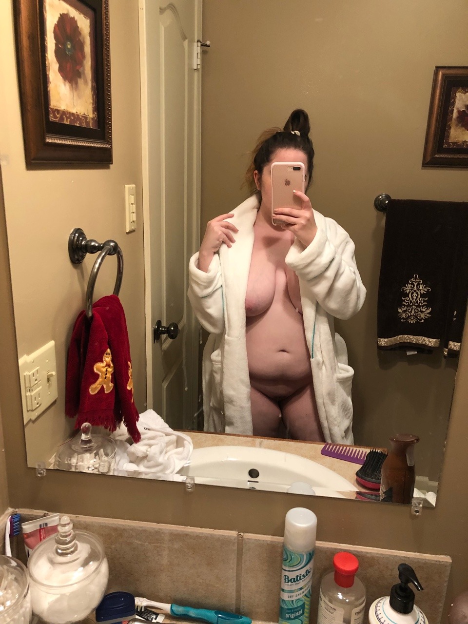 seconddayblue:  Holiday mood: wearing a fuzzy robe and fuzzy socks and nothing else