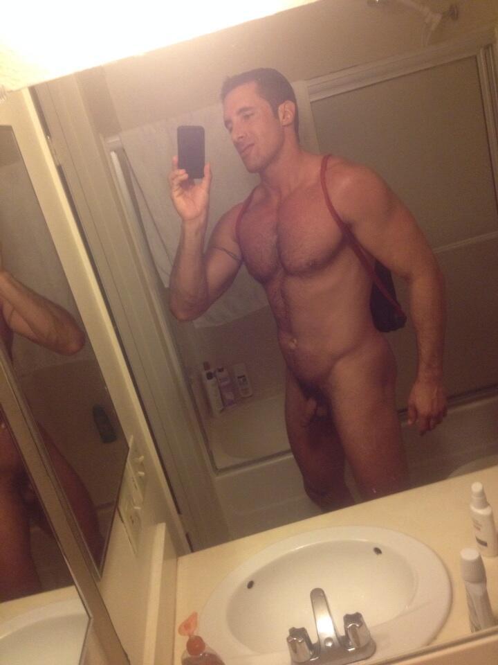 edu-dudu:  Nick Capra! (gay porn star) 