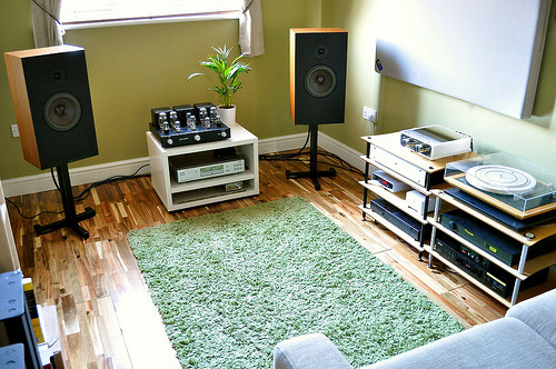 analog-dreams:  My HiFi Jan 2014 by -Koopa-Troopa- #flickstackr Flickr: http://flic.kr/p/iSw9ht