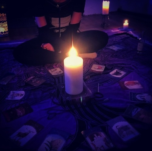 gazellewitch:Up to some very witchy things tonight lovelies