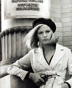 Faye Dunaway Dans Bonnie And Clyde, 1967.