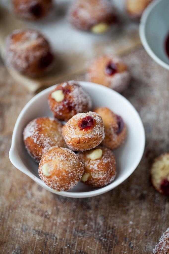 intensefoodcravings:  Italian Cherry Jam &amp; Pastry Cream Doughnuts  Ungh&hellip;yeeeesssssss!