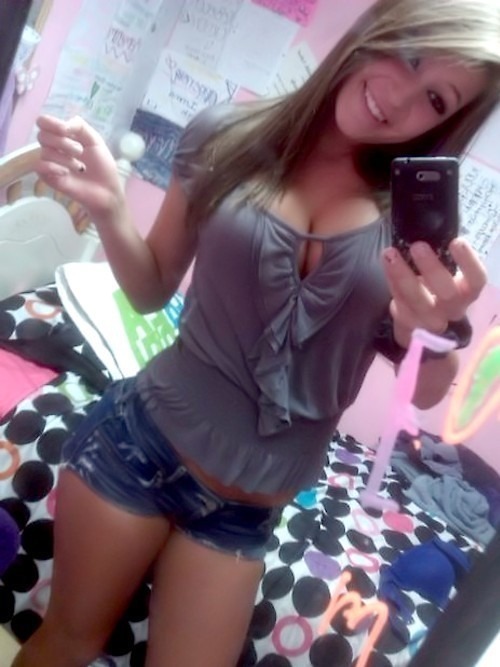 Damn Stacy defiantly teases me :p Submit your sexy pics @ NakedSelfShots17@yahoo.com