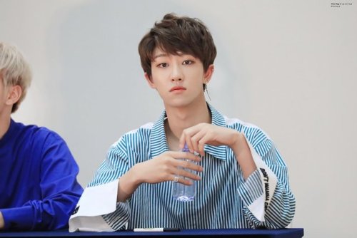 pledis17:© The Day 8 || do not edit/crop photo. [☆]