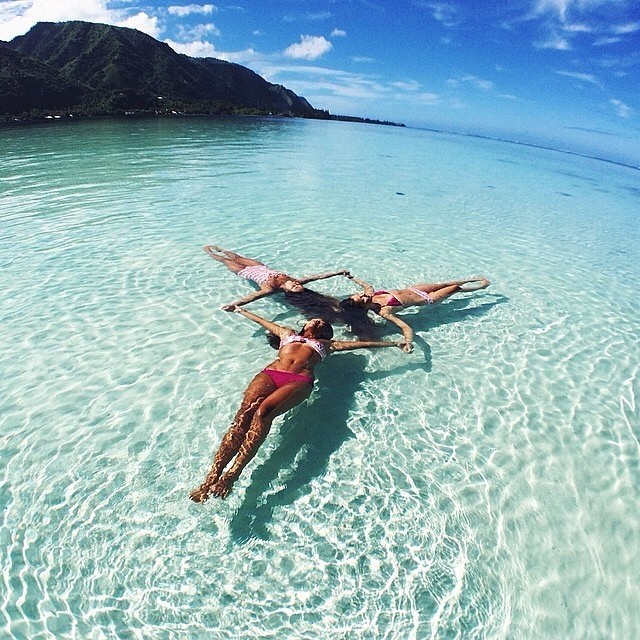 issademar:  Wanderlusting over all the amazing shots of our girls in Tahiti rockin