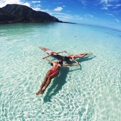 issademar:  Wanderlusting over all the amazing shots of our girls in Tahiti rockin their Issa de’ mar @haakeaulana @brooklynhawaii @cassandrarull @kehauai 😍! #issademar