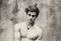 loreenat:  Friendly reminder this is Emma Watson’s brother. 