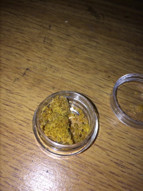 Porn hellaroses:  Green Diesel Crumble: Tastes photos