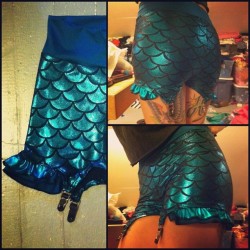 opprobriouscunt:  -lovelymoon:  allihalla:  Dark teal version of the #mermaid #gartershorts . #allihalla #mermaidcostume #halloween #madetoorder  Holy shit. I need this.  I need these immediately.