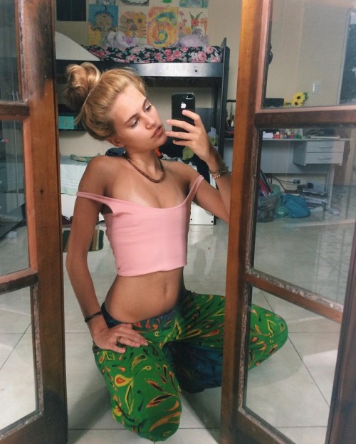 http://streetgrl.tumblr.com/post/160919122672