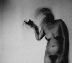 vivipiuomeno1:  Rebecca Cairns ph. - Wrongly