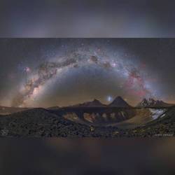 Milky Way over Chilean Volcanoes #nasa #apod