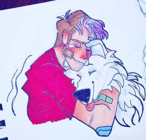 aaydence:Heard Thomas was feeling a little down! Nothing like a tight hug with a doggo (Roman) can&r