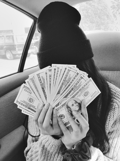 ☮