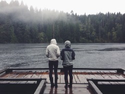 calms:  wolfskinder:  this-is-pnw:  this-is-pnw:  When life gives you rainboots, take them for a rain walk  Dang this pic is almost at 30k Ps I want summer  buntzen lake, no?  