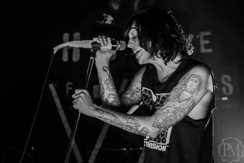 sleepingwithsirens-org:  Check Out: Artists Similar to Sleeping With Sirens  follow the most amazing band blog ♪