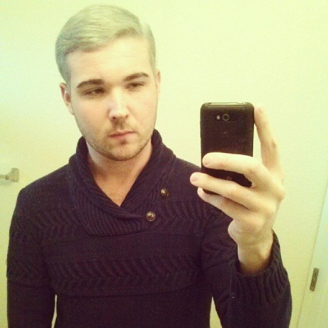 thebeardedguyy:Say hello to silver.