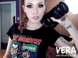 verababy:  Online at this linkPHOTOSHOOT NIGHT MOTHERFUCKER!That’s right, myself and @gaunted are doing a LIVE photoshoot on my webcam for all to witness tonight. DON’T MISS OUT TONIGHT. GET YOUR BUTTS IN HERE Please take a look here to see how to