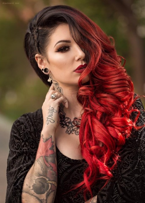 altmodelgirlcrush2: *Model of the Week*Cervena Fox @radiant-inc