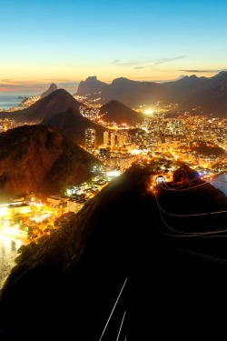 visualechoess:  Sunset in Rio de Janeiro,
