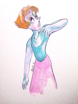 bella-aubrie:  I’m experimenting with color and poses with Pearl again 