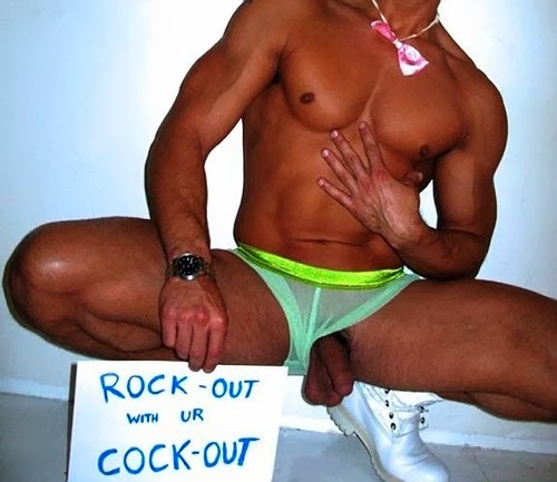 yeahturnmeon:  Signs Check out my other blog - wantcum