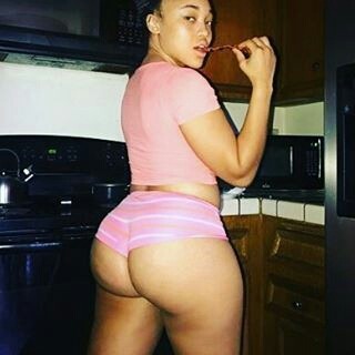 kornbredfed:  K O R N B R E D F E D Bacon &amp; Cakes 4 Breakfeat  🍽🎂🎂🎂🎂🎂🎂🎂🍽