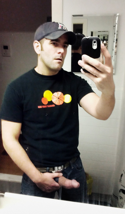 noskinnyguysallowed:  nice girth