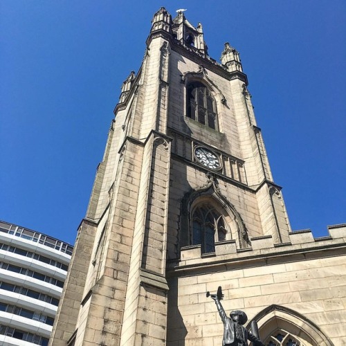 Before yesterday I never even realised his church was in Liverpool and it has a nice garden you can 