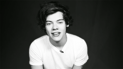 yayhaz:  @Harry_Styles: Girl you’ve been hitting that treadmill like a freak.