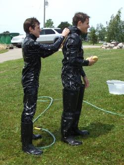 lairtherubear:  mentalaberration:  Rubber slave induction training 2: This is how you keep your suits clean. Master expects you to be presentable at all times unless you’re working.  &lt;dr♂♂l&gt; 